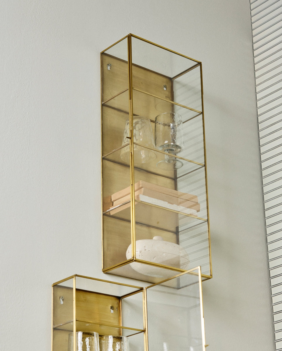 ADA wandkast, L, 3 planken, gouden afwerking