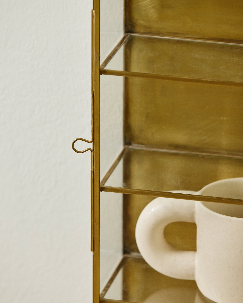 ADA wandkast, S, 3 planken, gouden afwerking