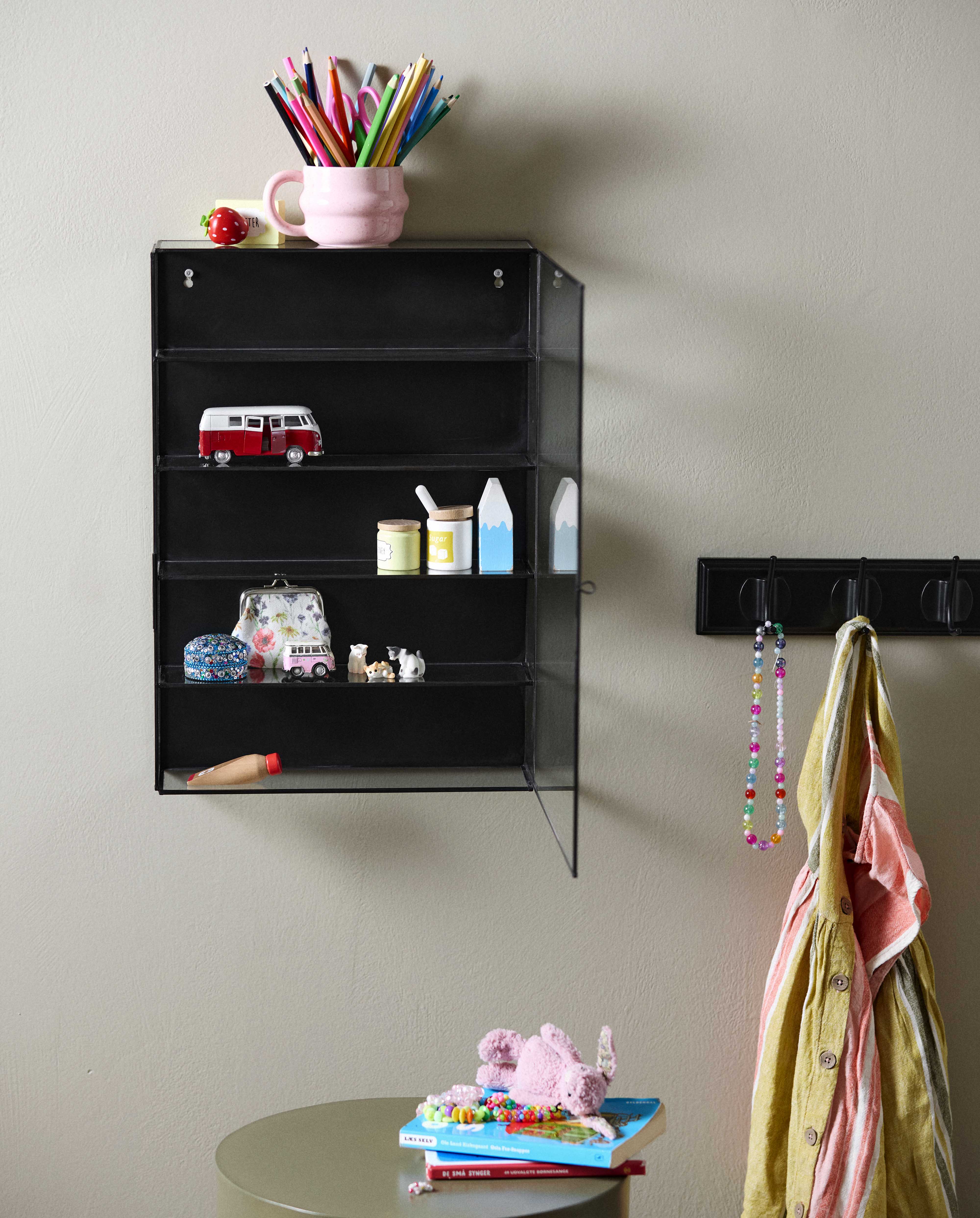 ADA wall cabinet, M, 4 shelves - black