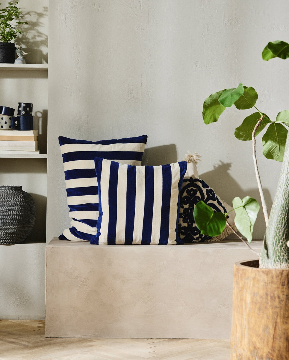 ALHENA kussensloop, 48x68 - ivoor/blauw