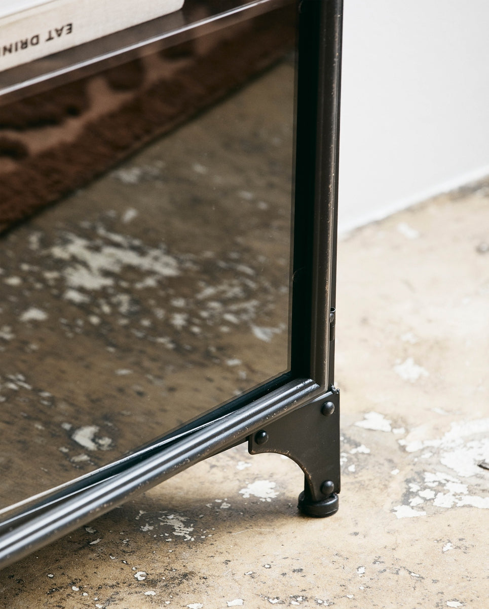 DOWNTOWN dressoir, zwart