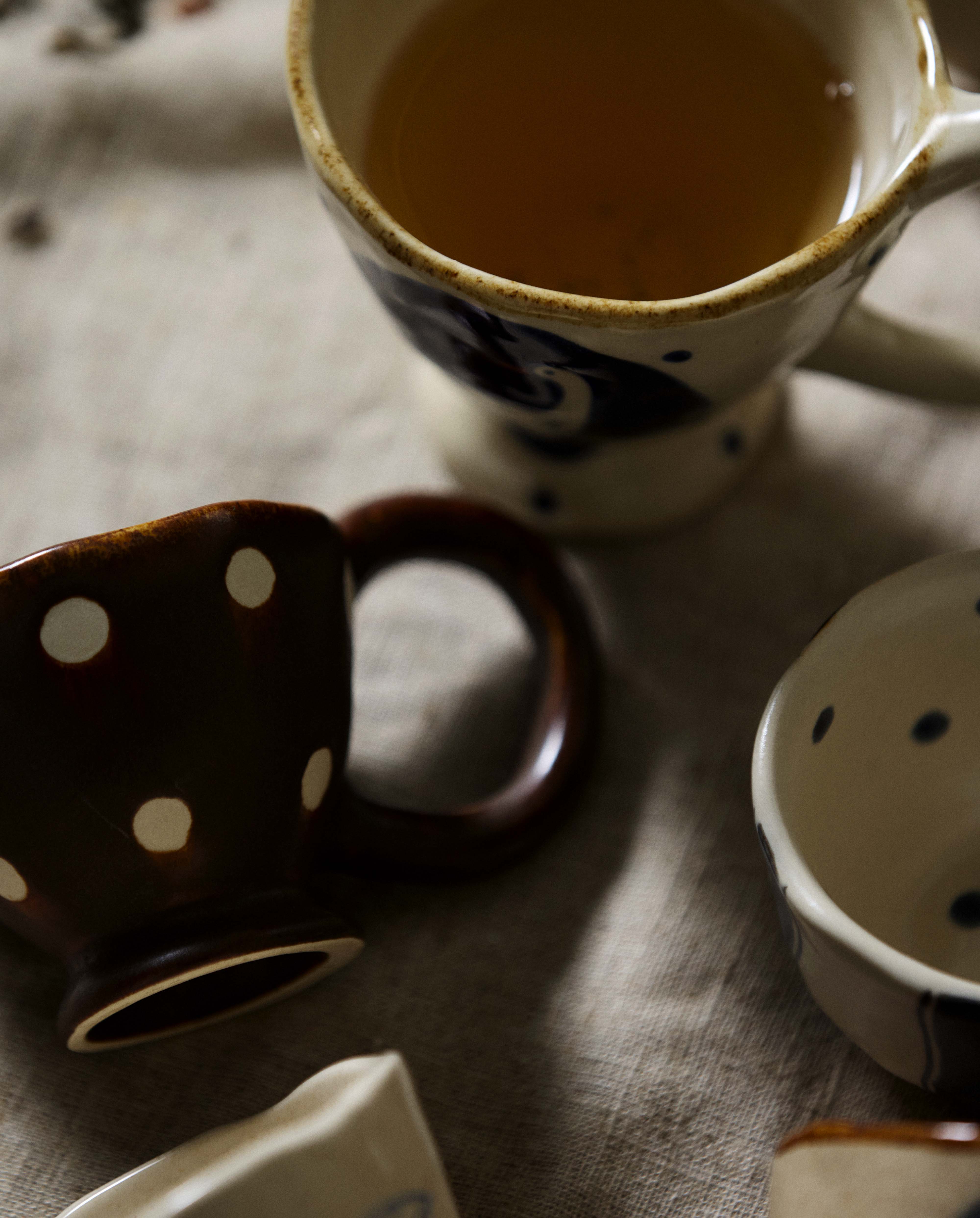 Atelier FORMA - taza ZINA con asa