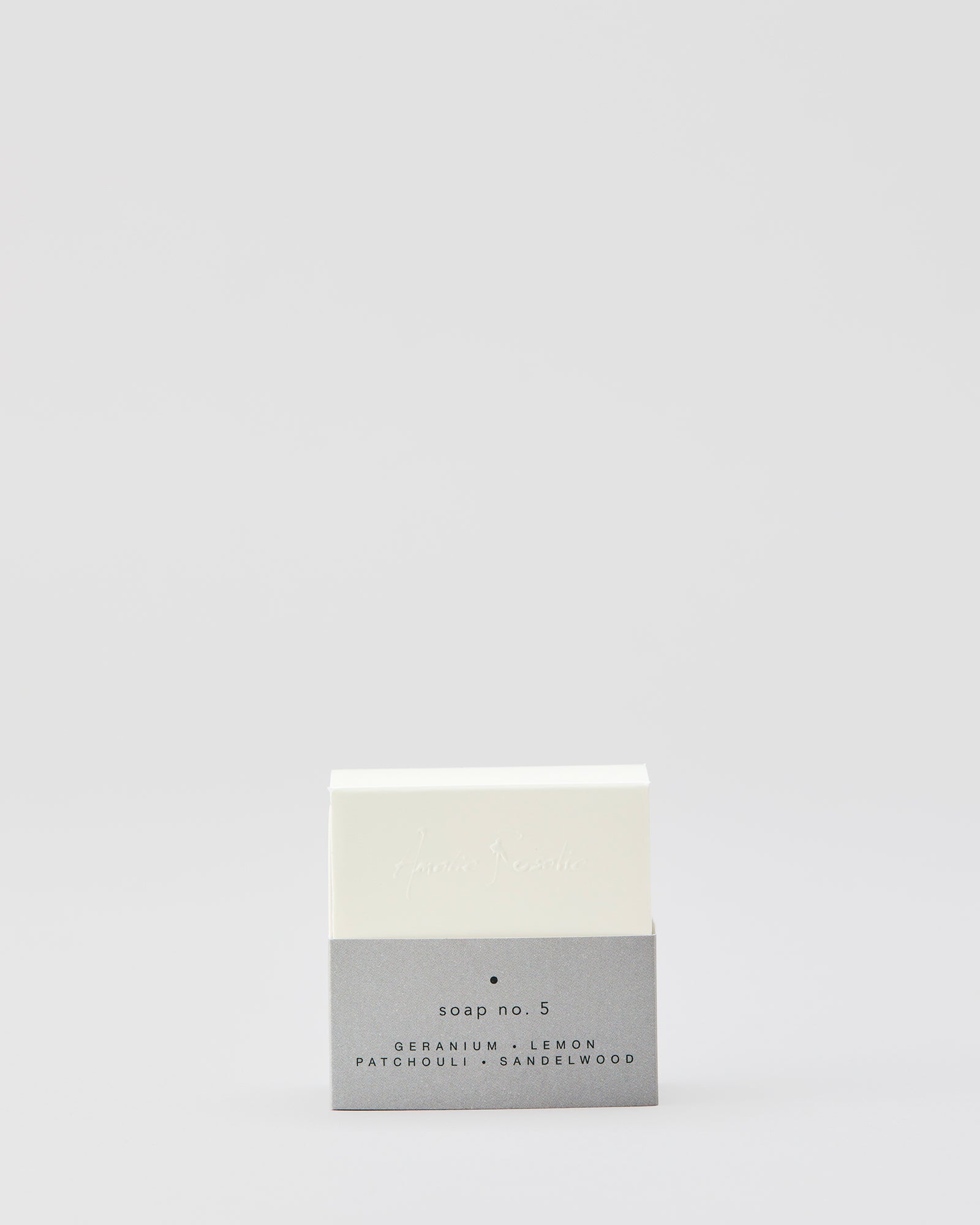 Soap no. 5 | GERANIUM, CITROEN, PATCHOELI, SANDELHOUT