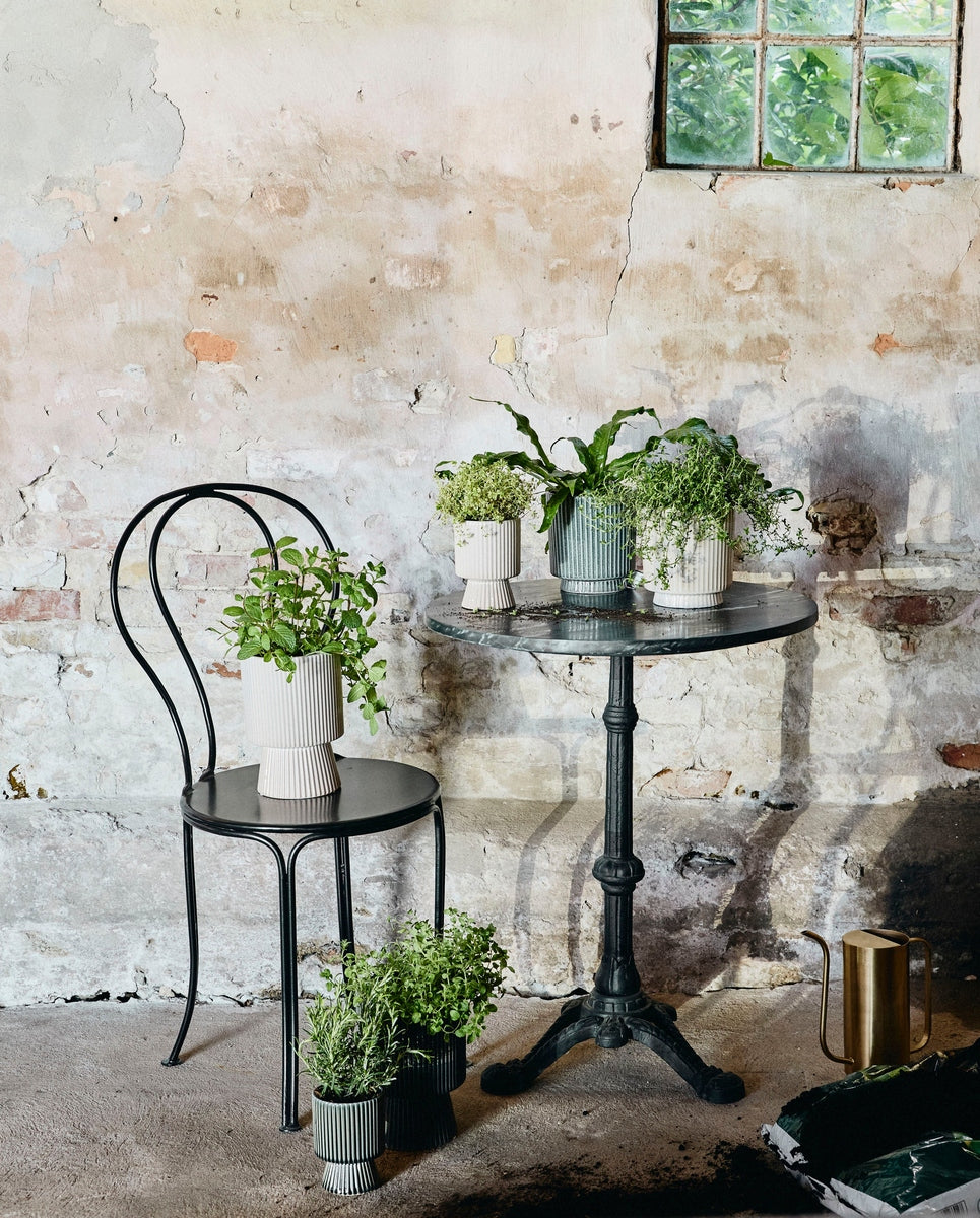 Cafétafel - zwart marmer, rond met ijzer