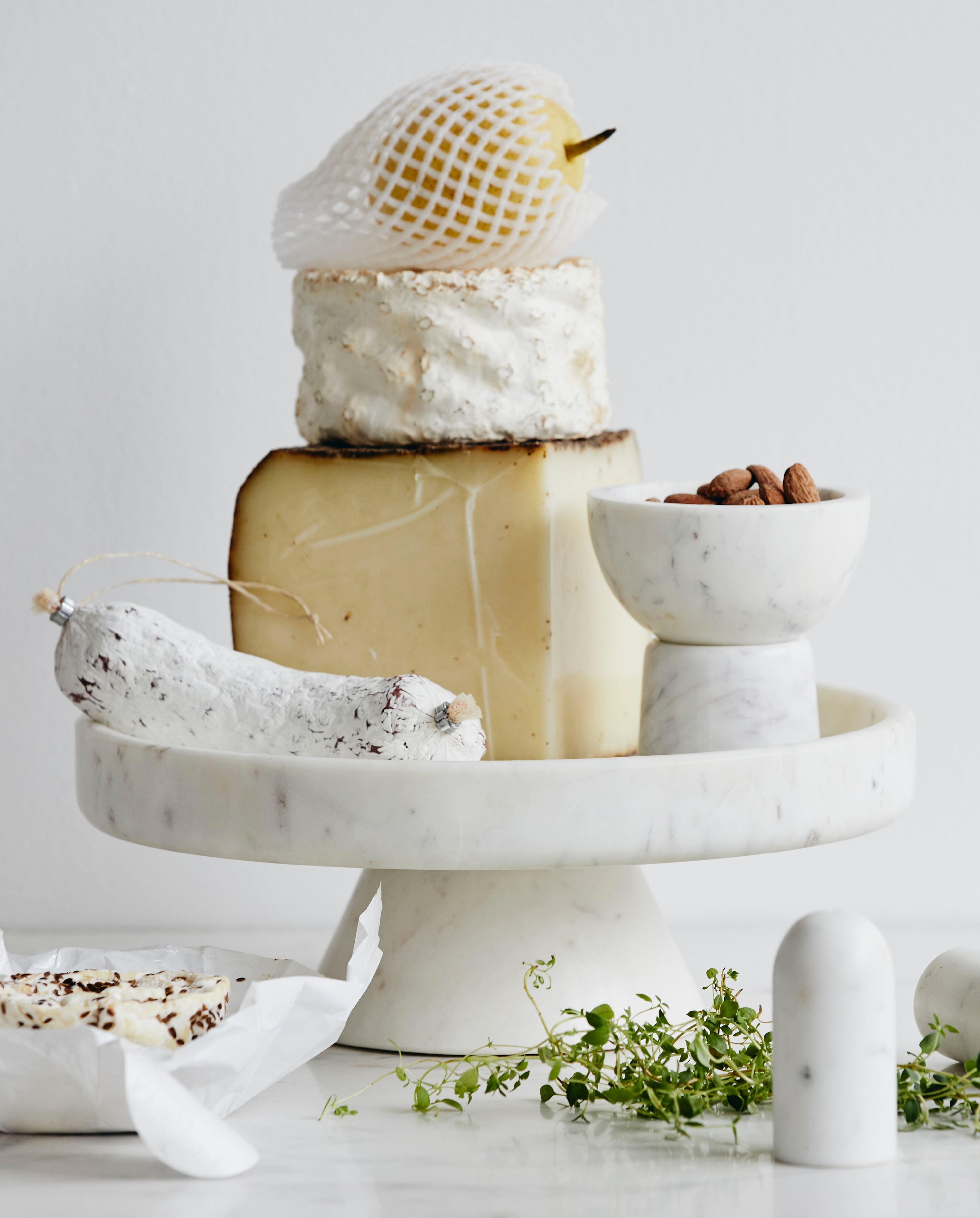 IMATRA schaal op voet, wit marmer