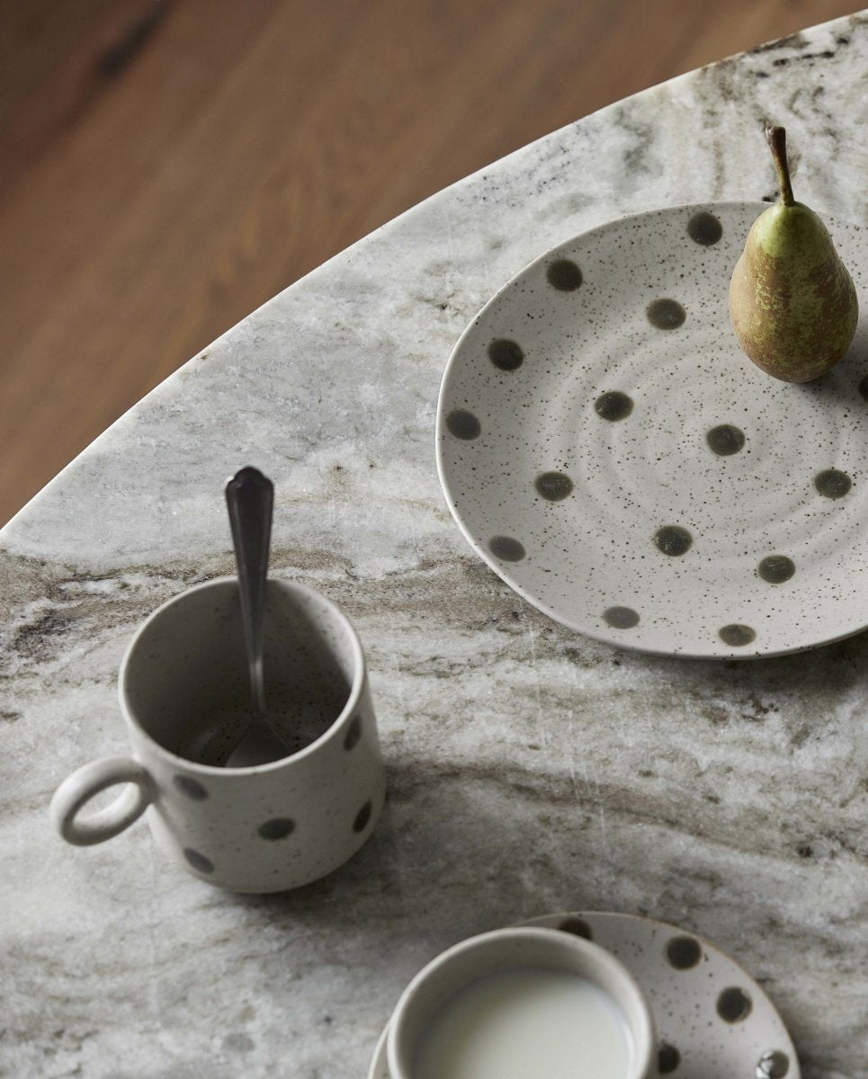 Tazza puntinata con manico, sabbia/verde