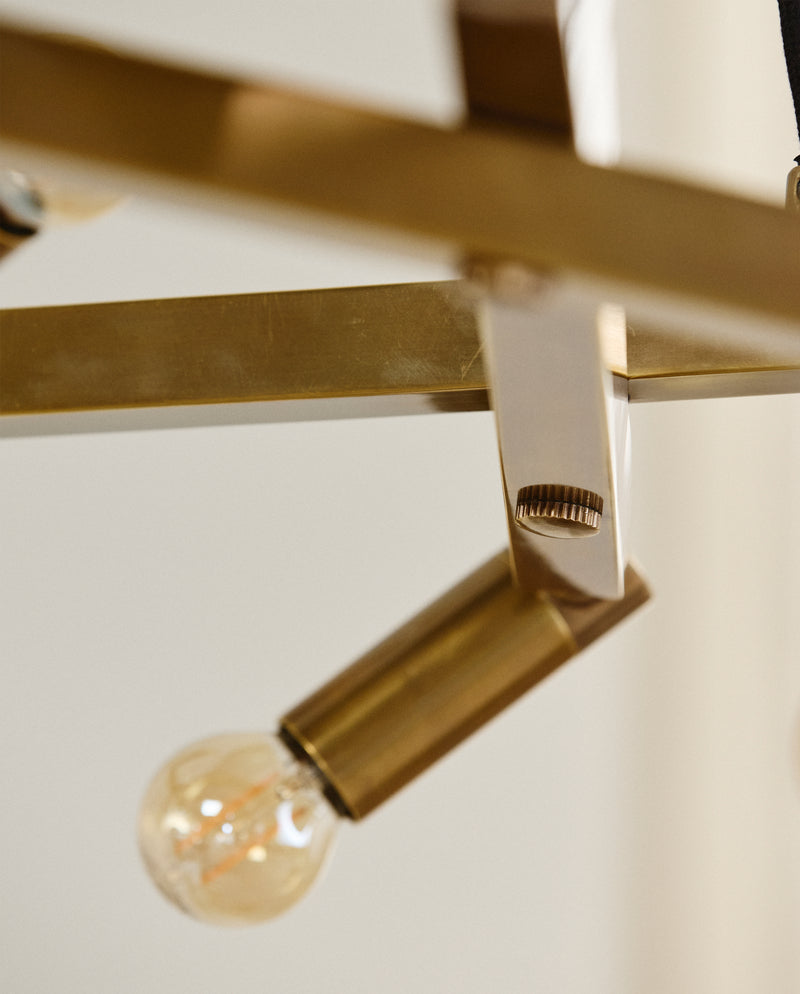 Chandelier - brass f/10 lights