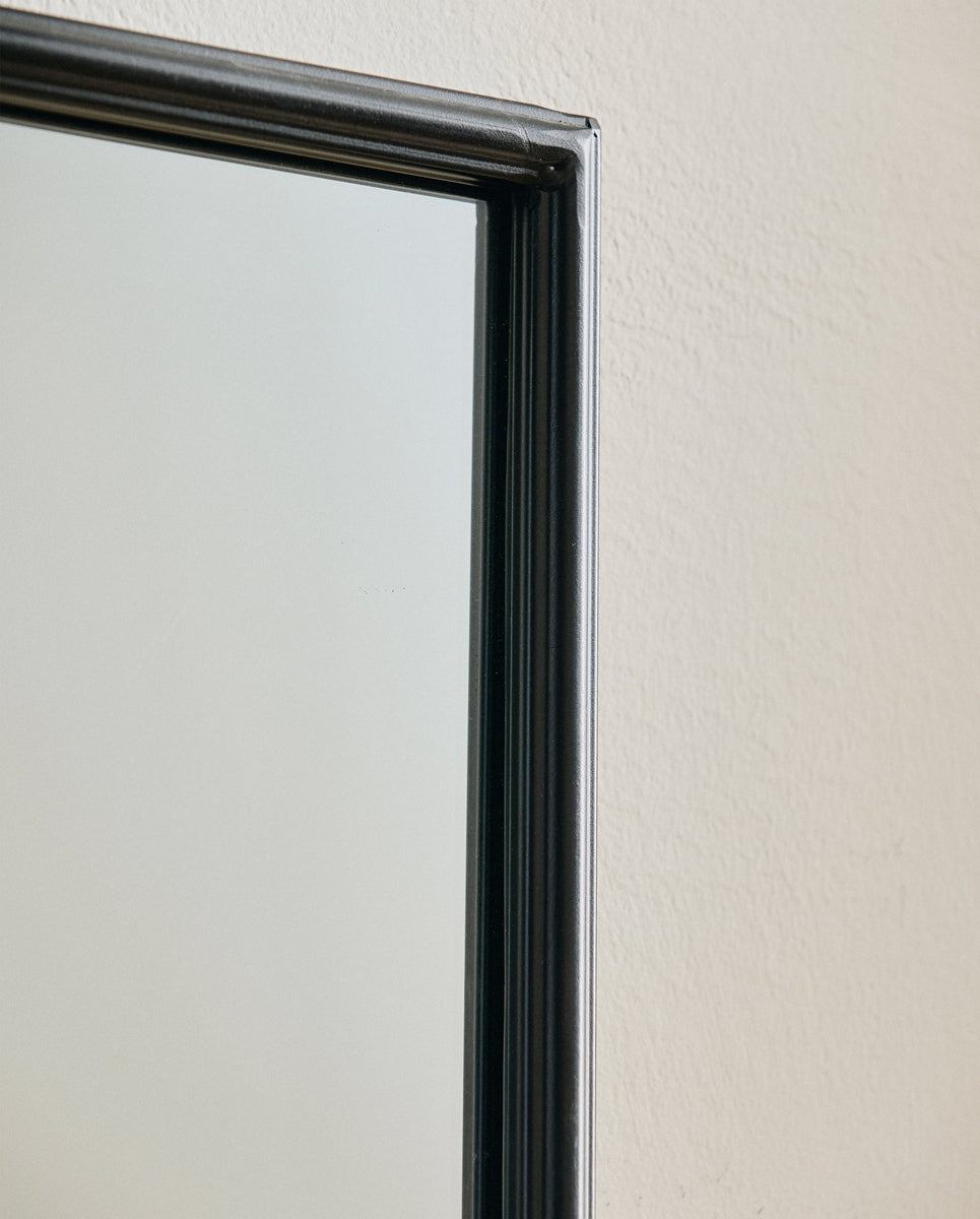 DOWNTOWN mirror, L - black | nordal.com
