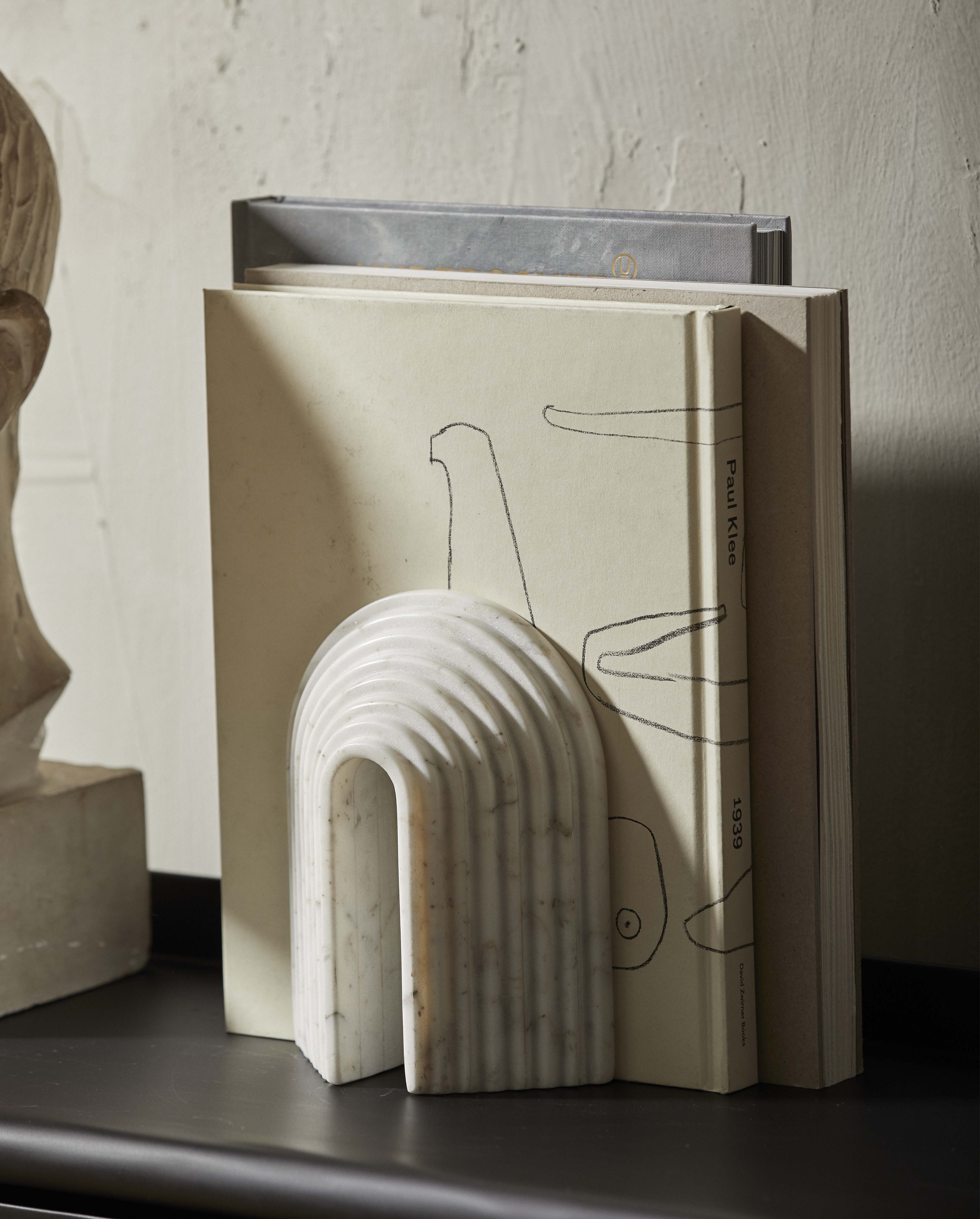 FERRO bookends - white marble