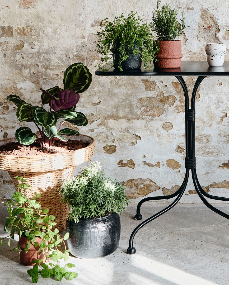 CIRA cementen pot, S, zwart