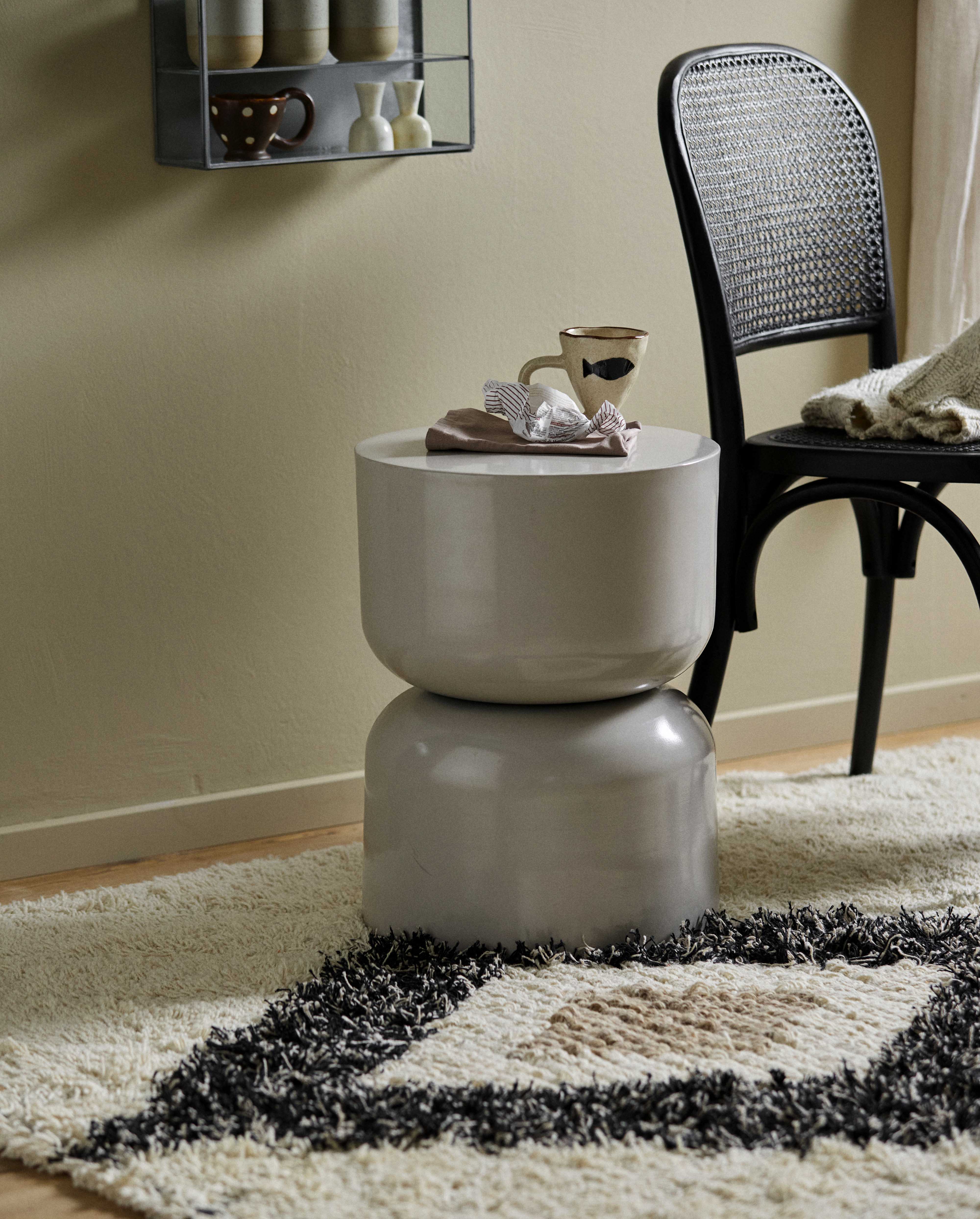 Table d'appoint MATKA - gris