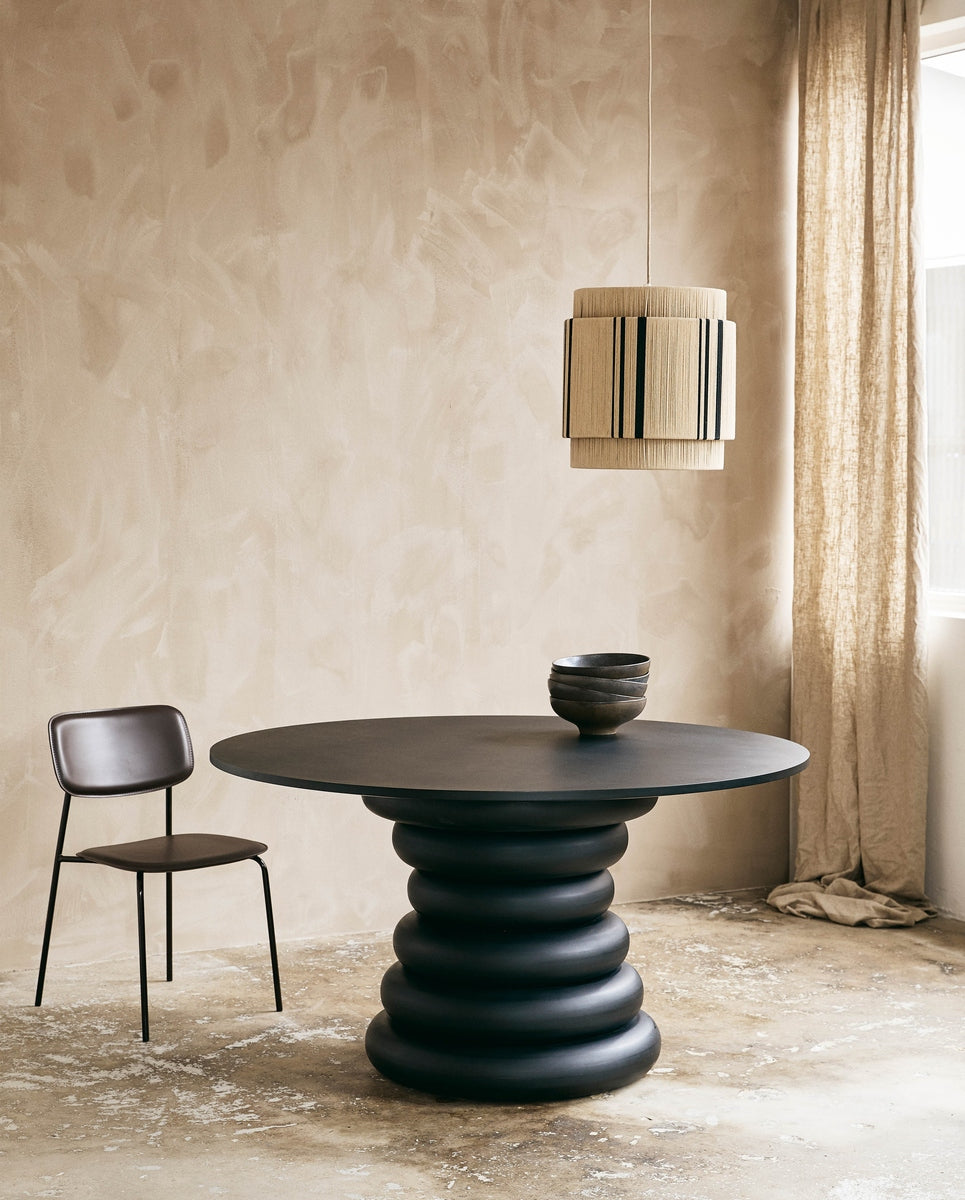 YALU dining table - black