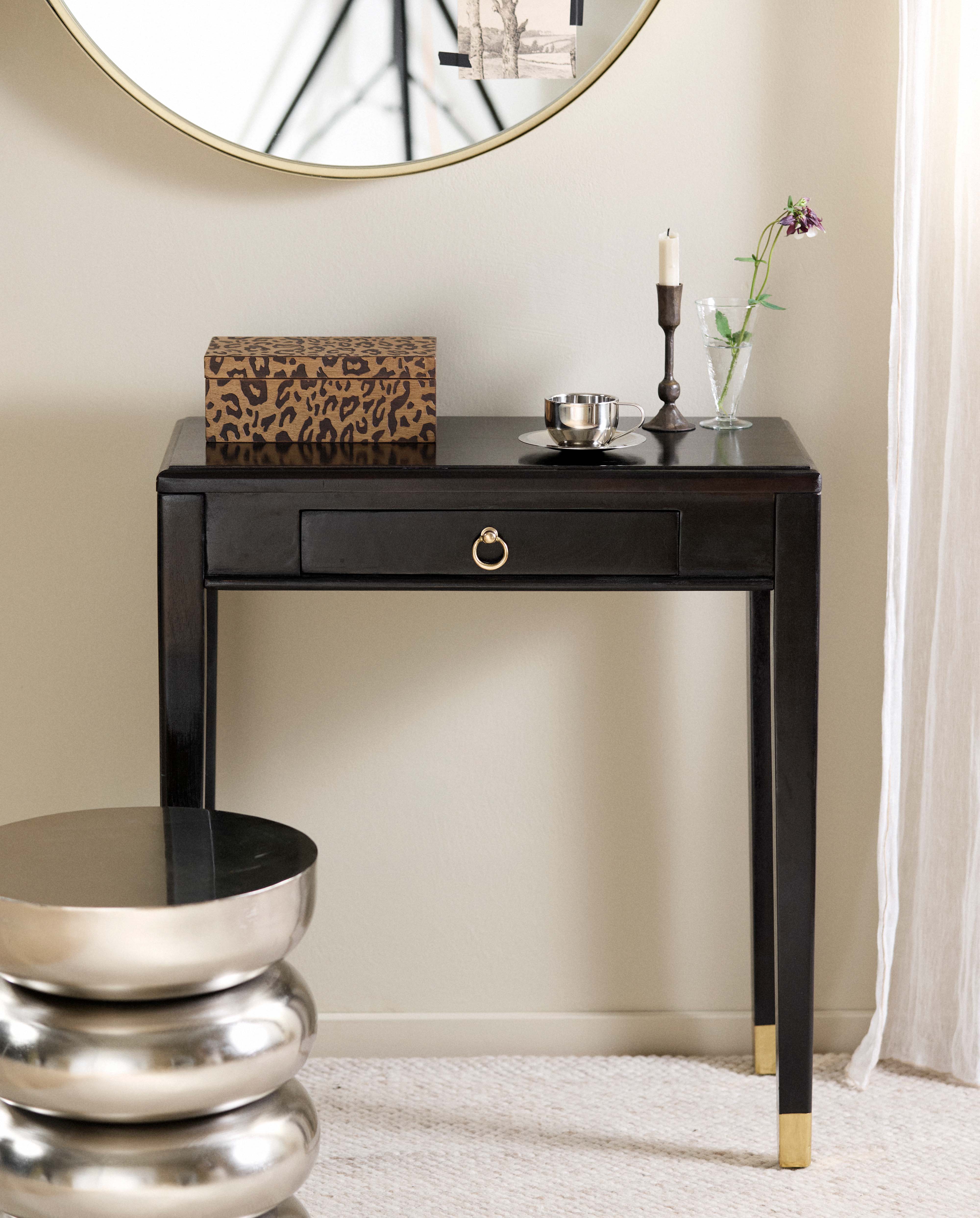 VIREA cup w/ saucer - chrome finish