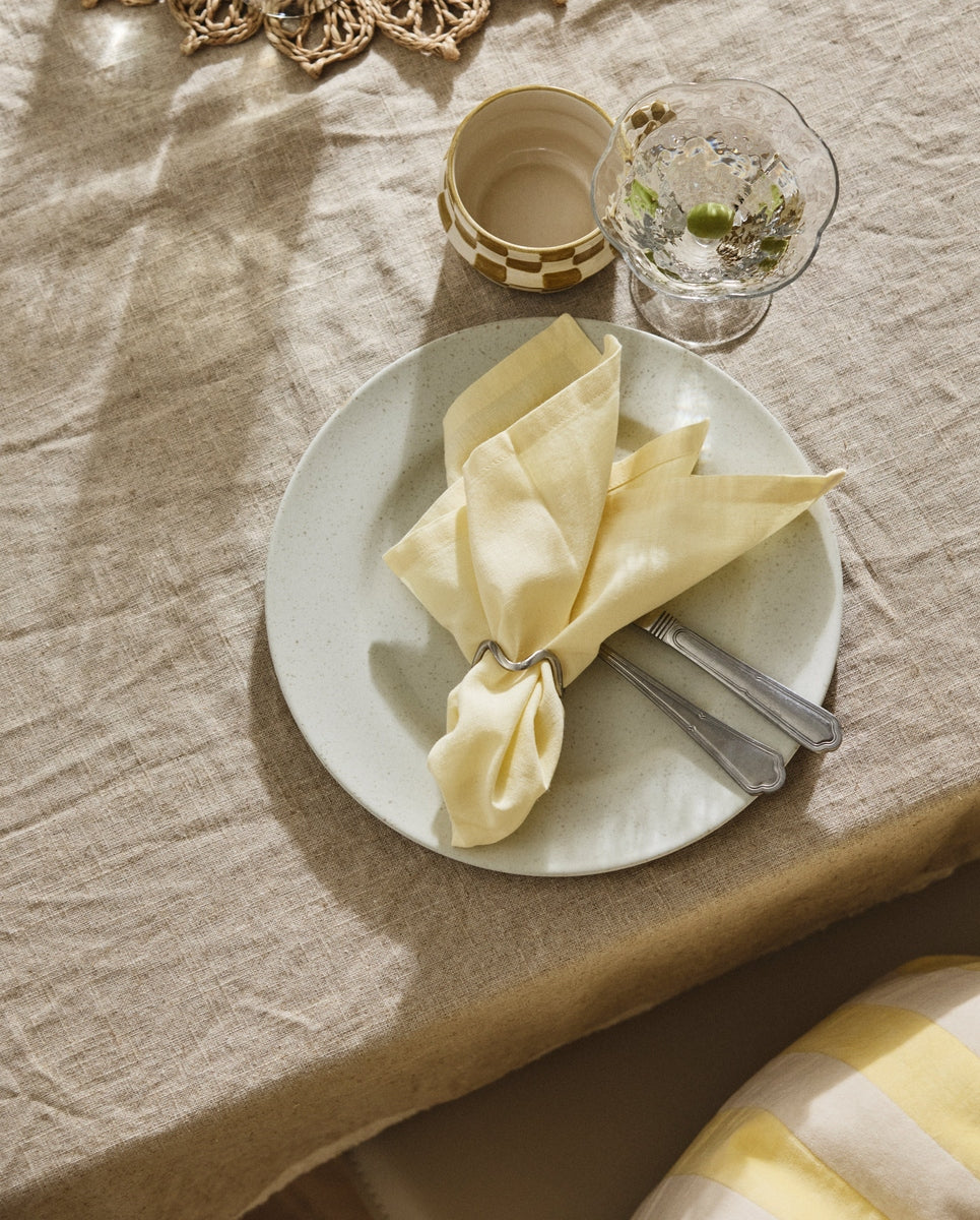 Servet, lichtgeel, omzoomd