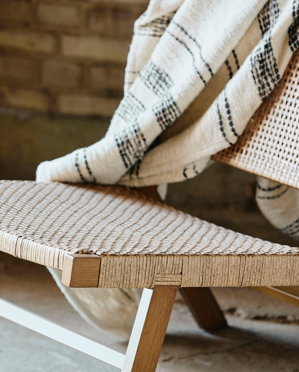 VASAI lounge chair, natural