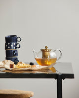 GRAINY tea cup w. handle, dark blue/sand