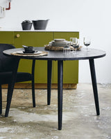 HAU round dining table - black wood