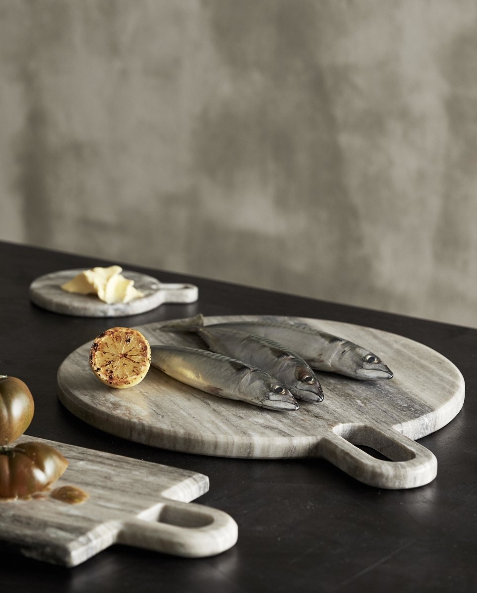 PASILLA cutting board, round, brown